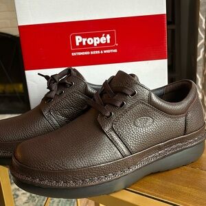 Propet villager men’s casual lace shoe Size 10 XX wide (5e) Brown leather NEW